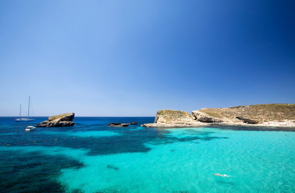 eau turquoise