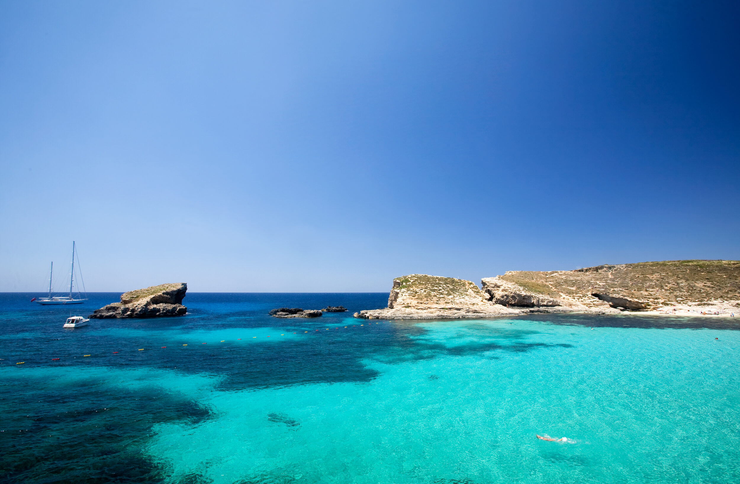 eau turquoise