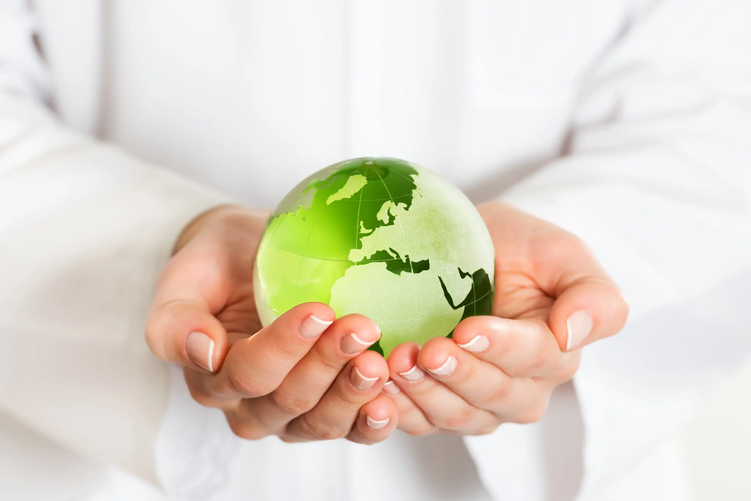 planete dans les mains