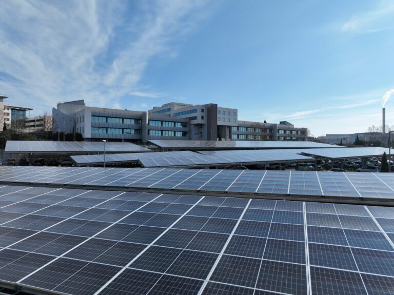 ombrieres photovoltaiques sanofi montpellier