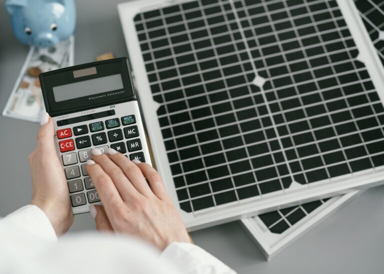 calcul panneau solaire batterie