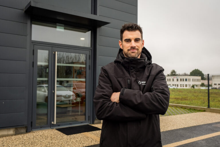 Technicien de maintenance chez EDF solutions solaires