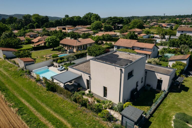 installation solaire toiture plate